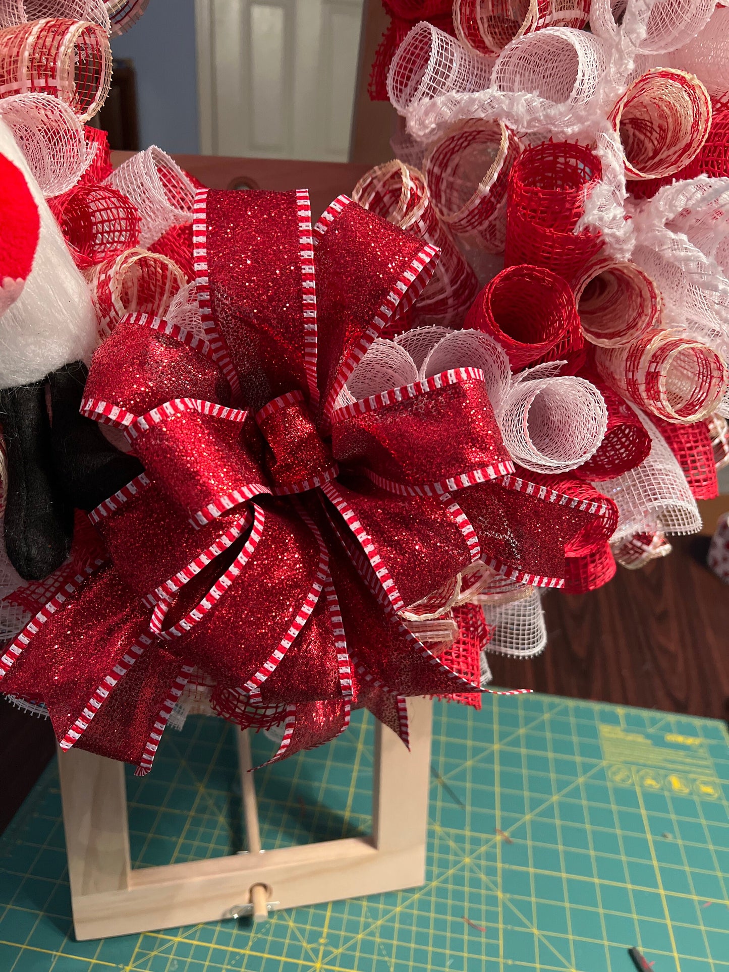 Gnome Valentines Wreath