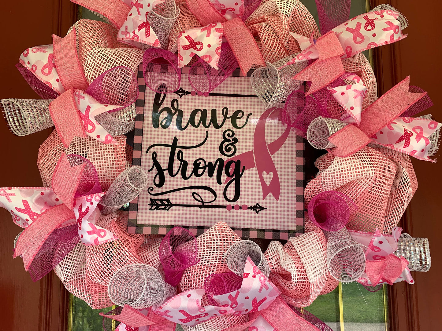 Breast cancer wreath