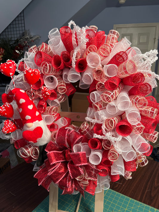 Gnome Valentines Wreath